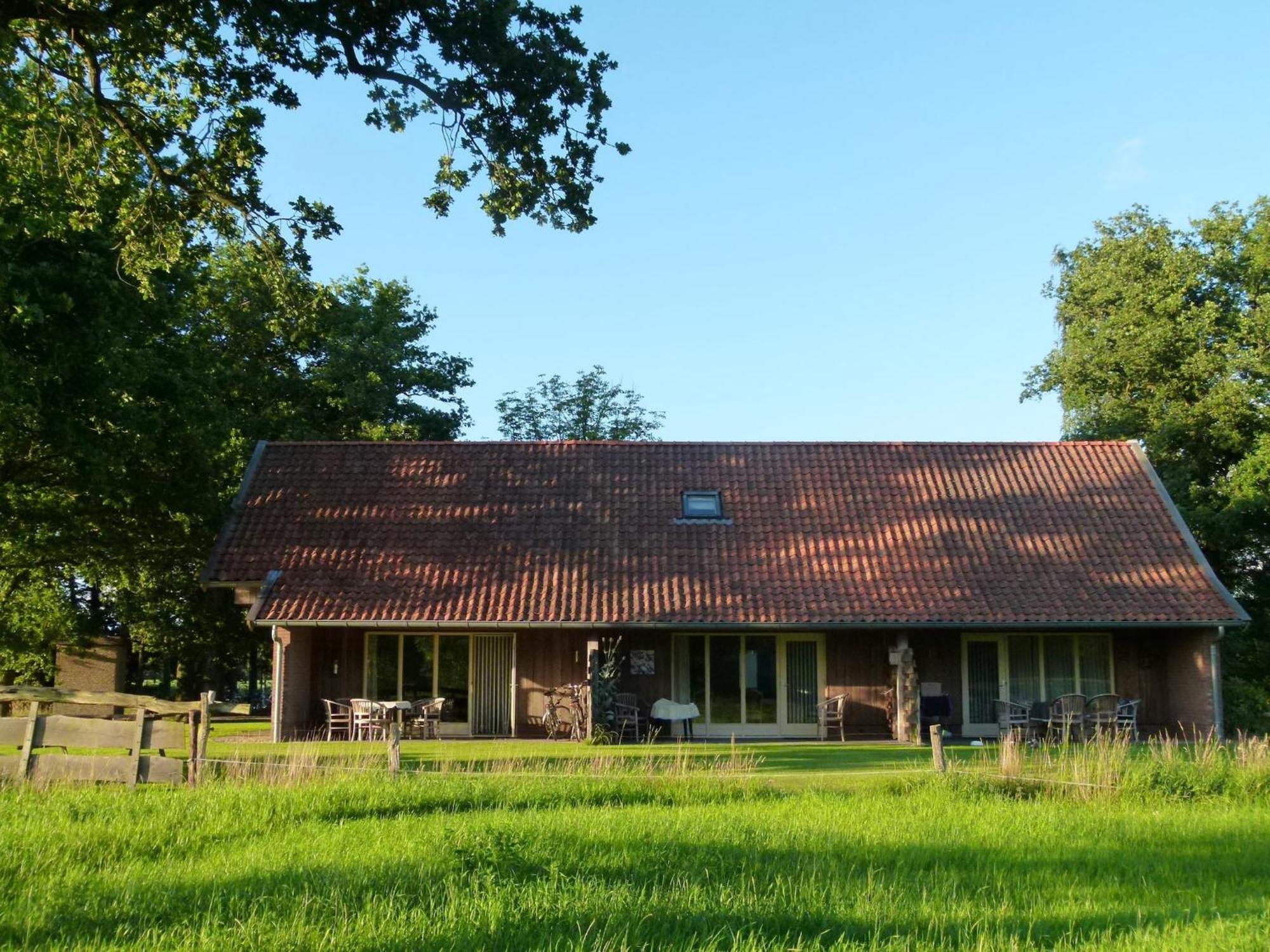 Holiday Home In Geesteren With Roof Terrace Garden Furniture ภายนอก รูปภาพ